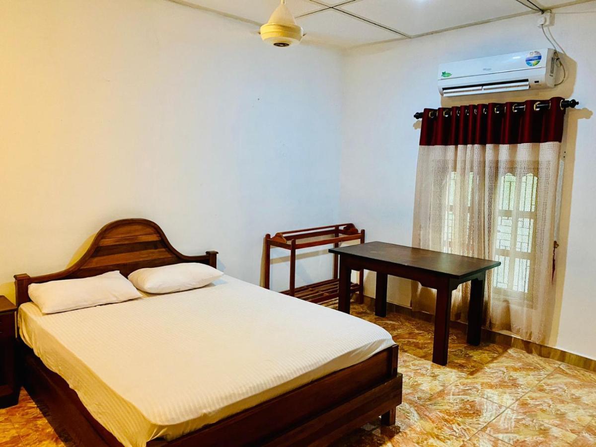 Bay Inn Surf Villa Arugam Bay Exterior photo